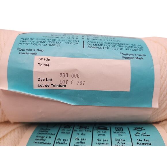 2 Skein of Mary Maxim Starlette Yarn - Teinte 3.5oz 4ply Worsted 100% Acrylic - Picture 3 of 7